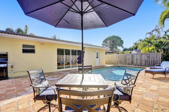 Beautiful 4 Bedrooms/Pool/Walk To Beach Deerfield Beach Bagian luar foto