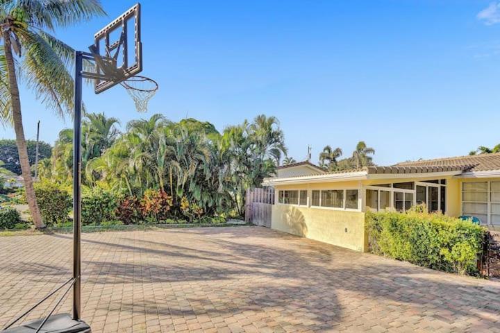 Beautiful 4 Bedrooms/Pool/Walk To Beach Deerfield Beach Bagian luar foto
