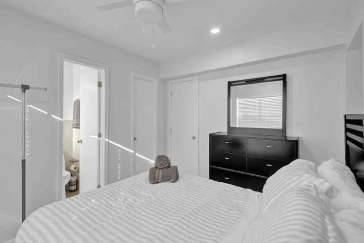 Beautiful 4 Bedrooms/Pool/Walk To Beach Deerfield Beach Bagian luar foto